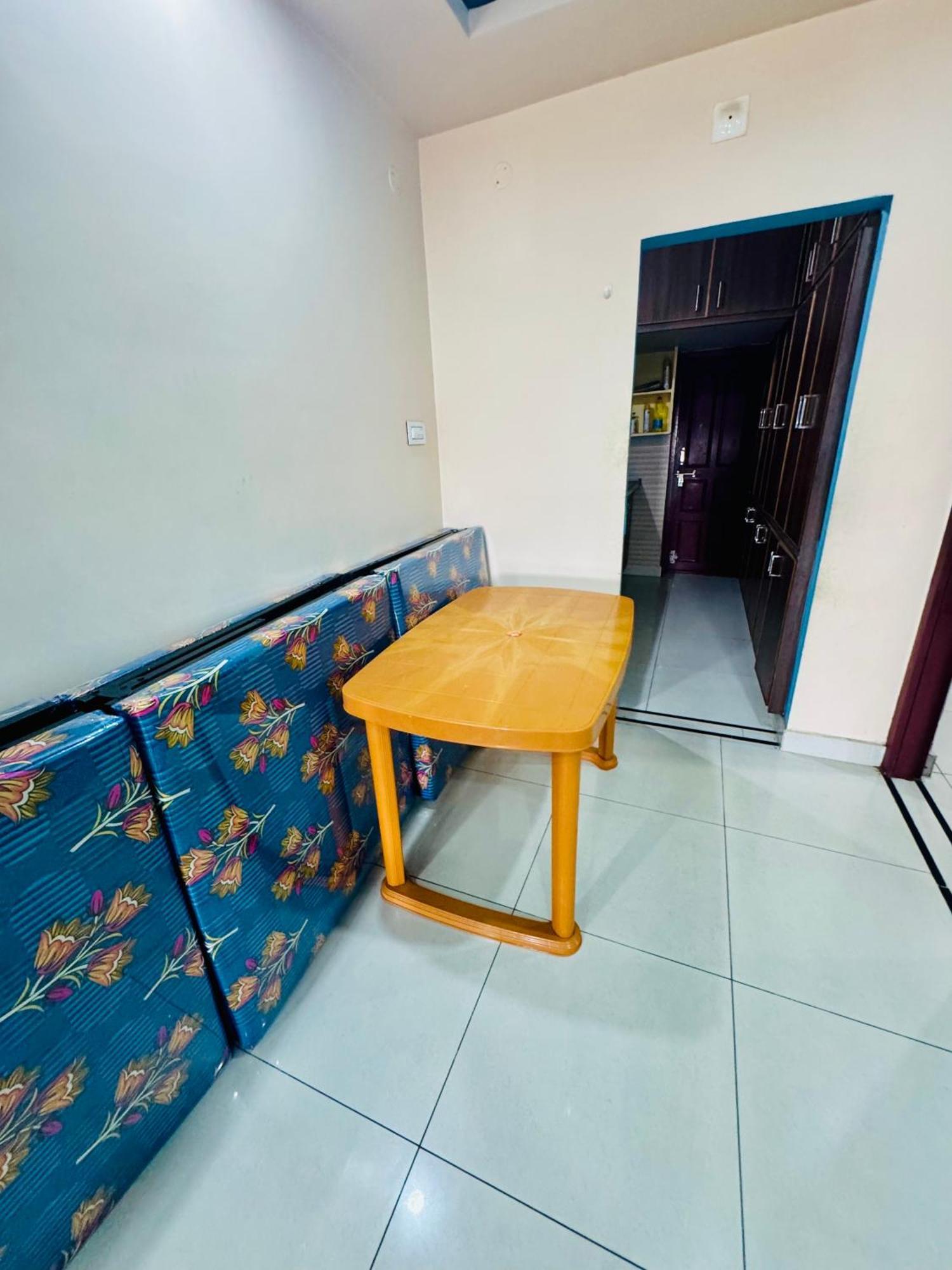 Sri Padha Vallabha Serenity Homestay Pithapuram Exterior foto